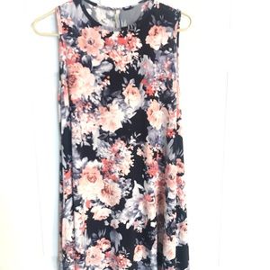 Floral sleeveless